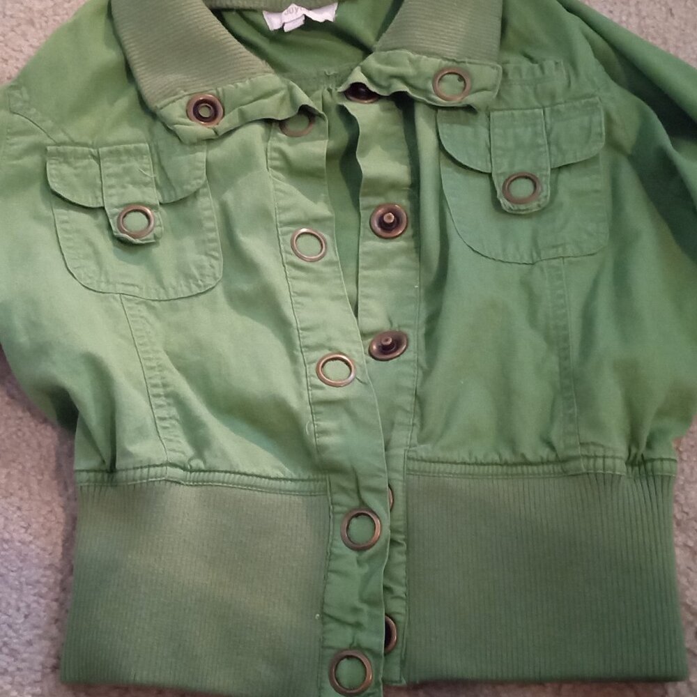 Green Short Sleeve Jacket